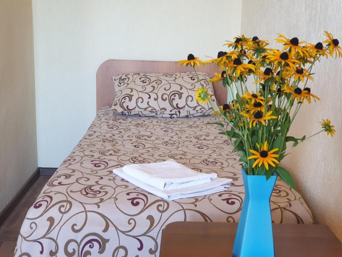 Guest House Lykhny Гагра Екстер'єр фото