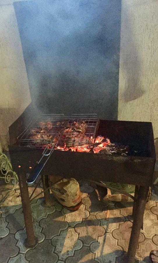 Guest House Lykhny Гагра Екстер'єр фото